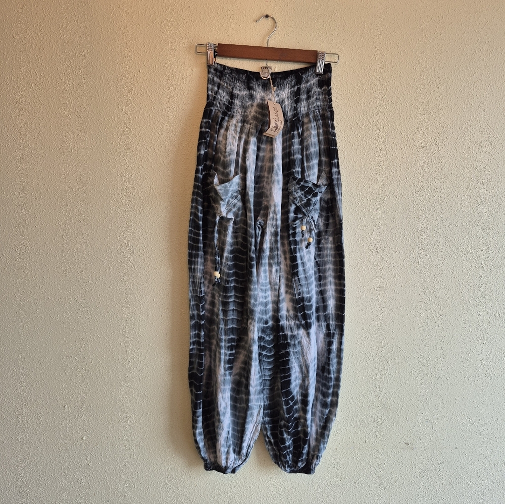 SOLD - Picture 2 of 8